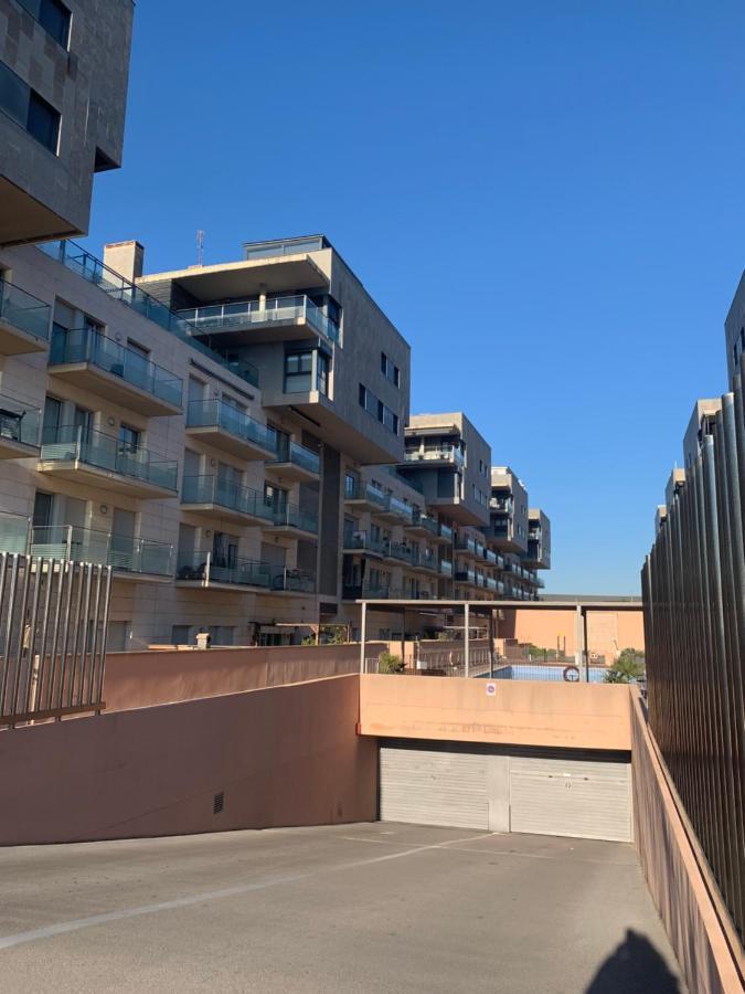 Badalona Beach Apartment ภายนอก รูปภาพ