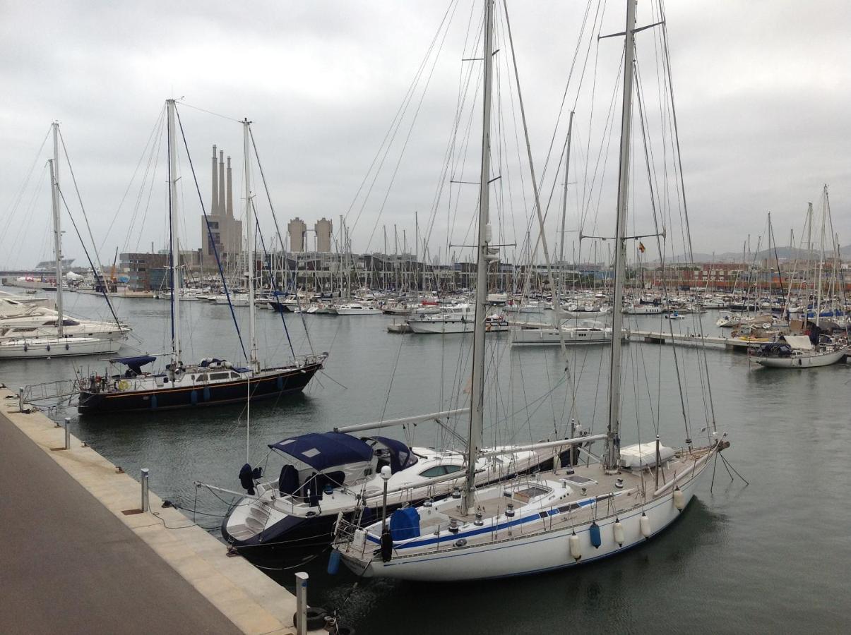 Badalona Beach Apartment ภายนอก รูปภาพ