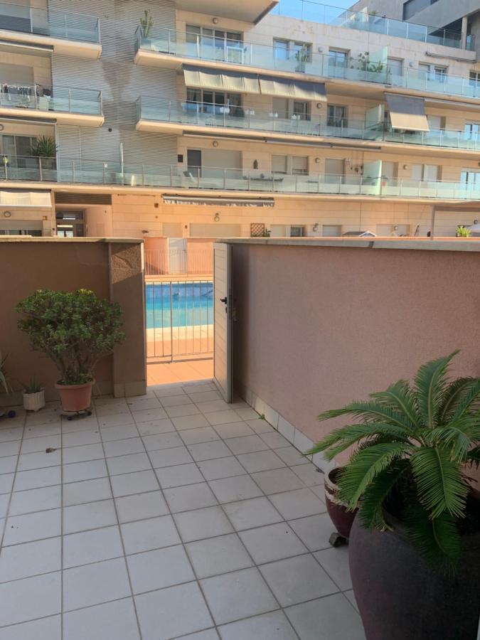 Badalona Beach Apartment ภายนอก รูปภาพ