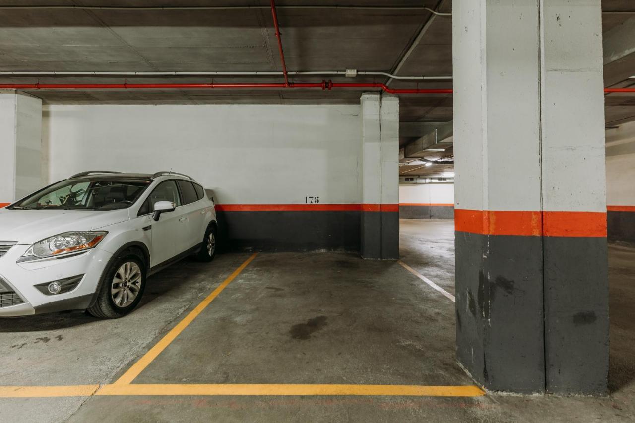Badalona Beach Apartment ภายนอก รูปภาพ