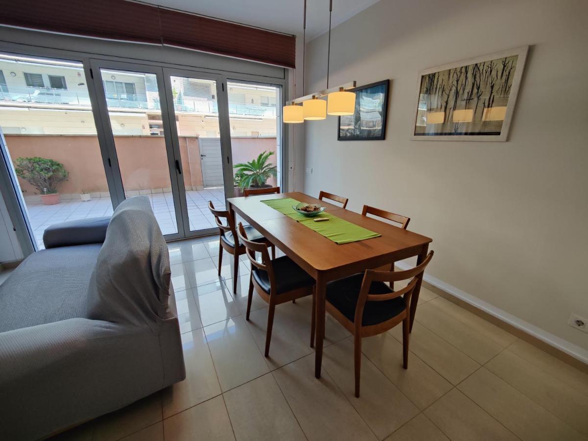 Badalona Beach Apartment ภายนอก รูปภาพ