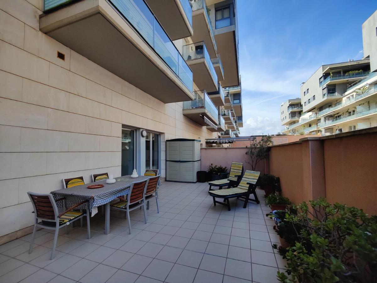 Badalona Beach Apartment ภายนอก รูปภาพ
