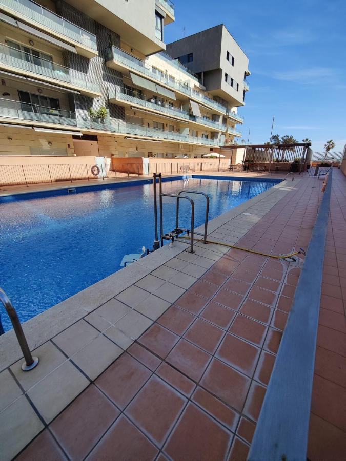 Badalona Beach Apartment ภายนอก รูปภาพ